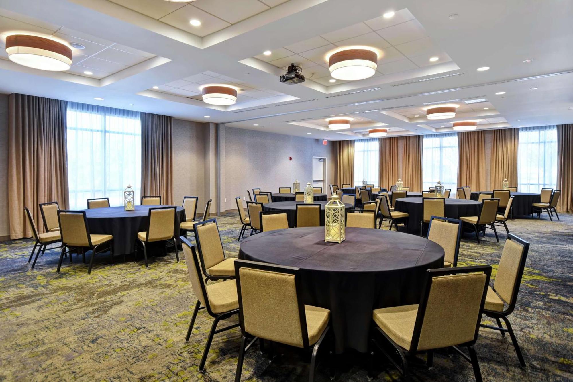 Hilton Garden Inn Jackson Bagian luar foto