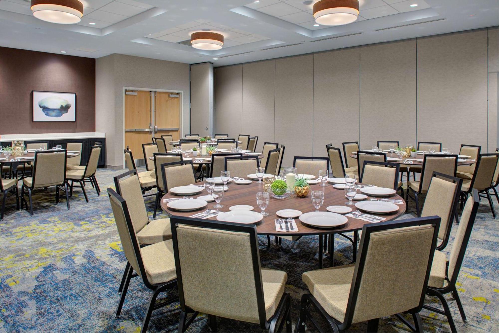 Hilton Garden Inn Jackson Bagian luar foto