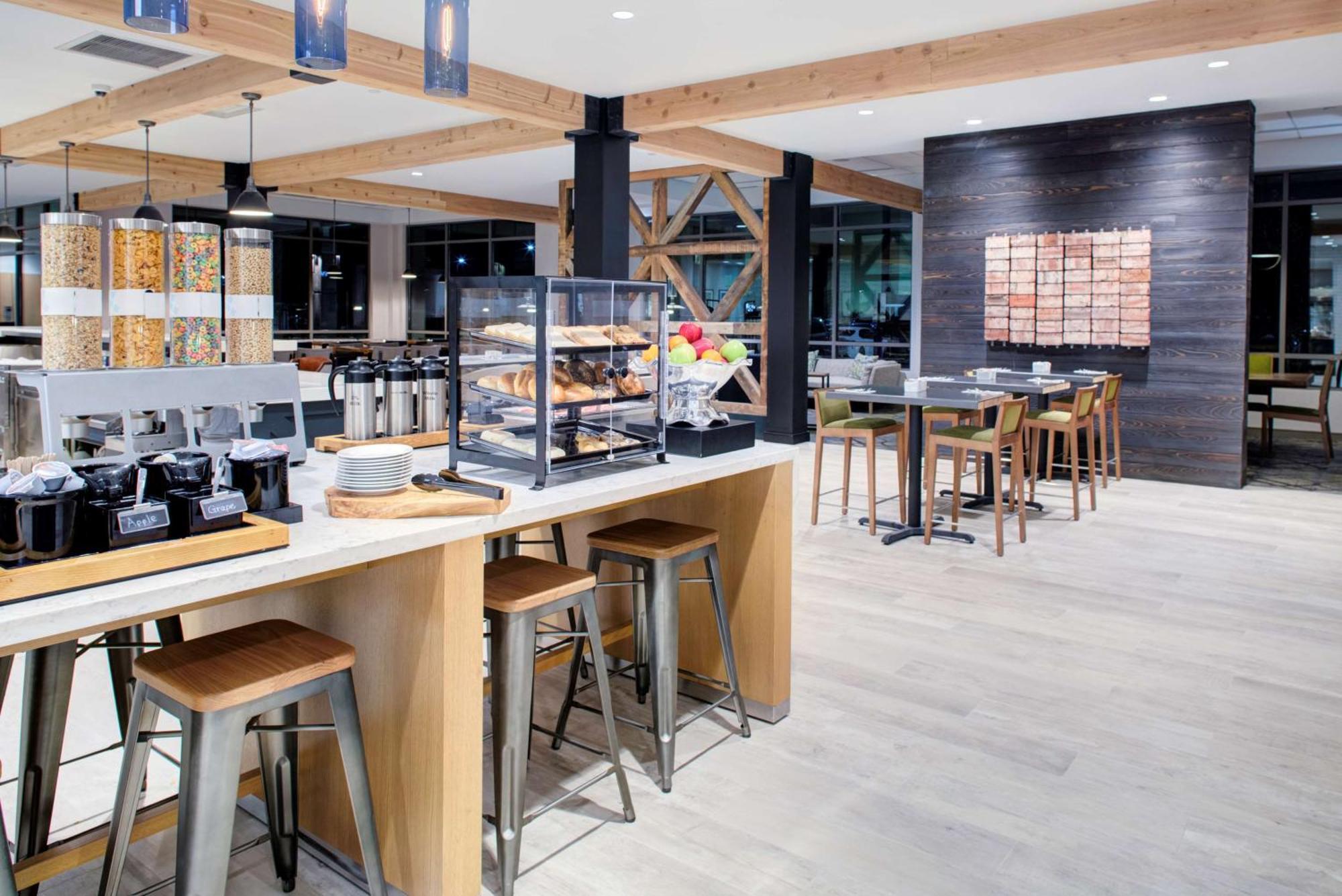 Hilton Garden Inn Jackson Bagian luar foto