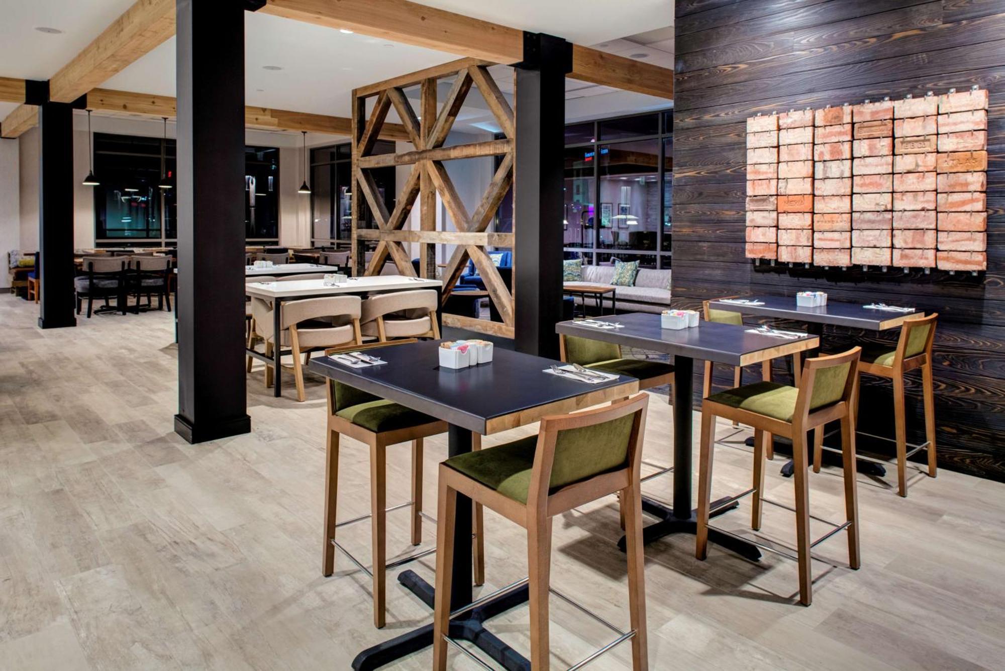 Hilton Garden Inn Jackson Bagian luar foto