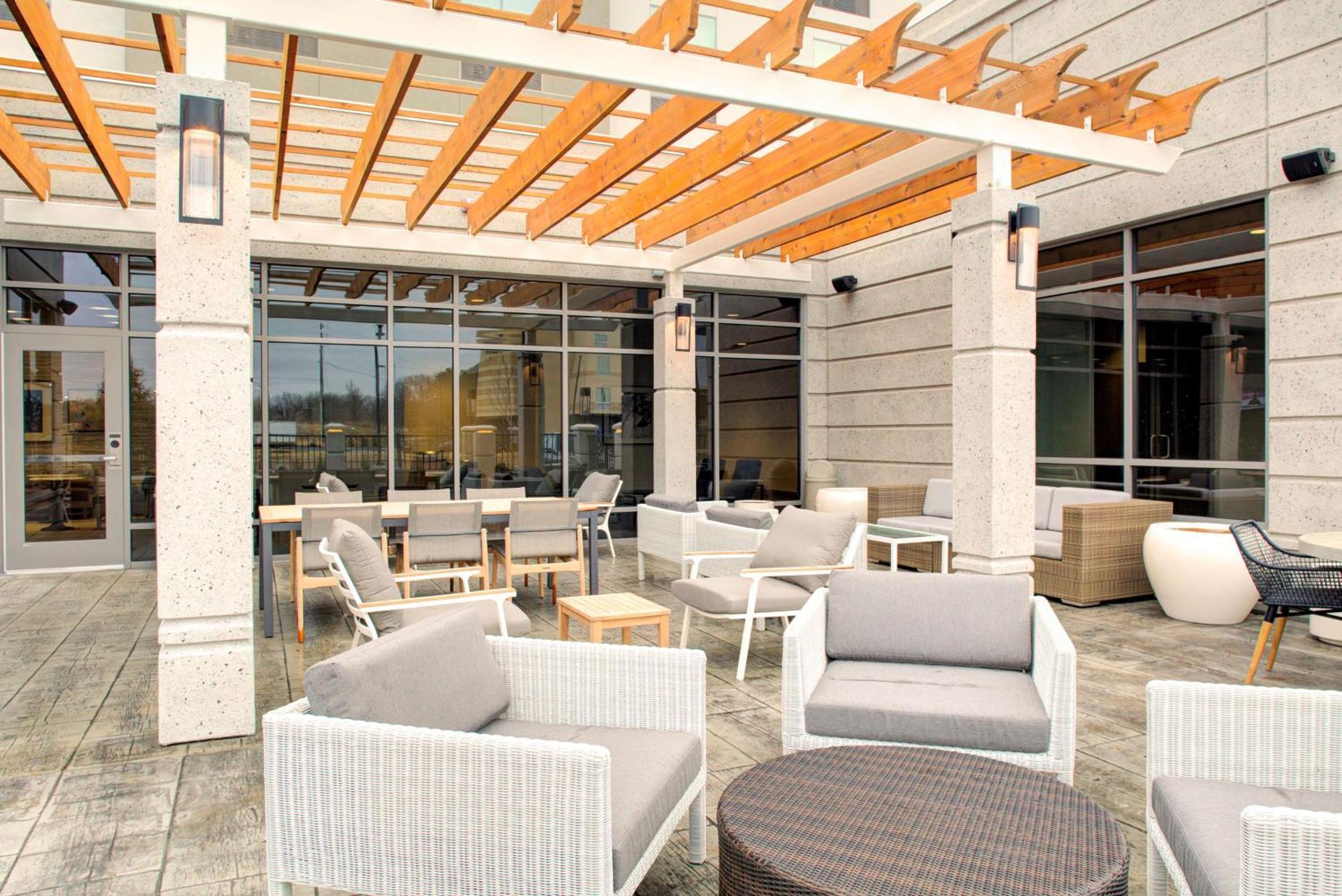 Hilton Garden Inn Jackson Bagian luar foto